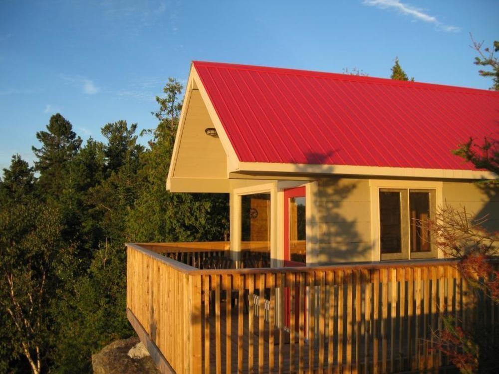 Camping & Chalets De La Demi-Lieue Saint-Jean-Port-Joli Exterior photo
